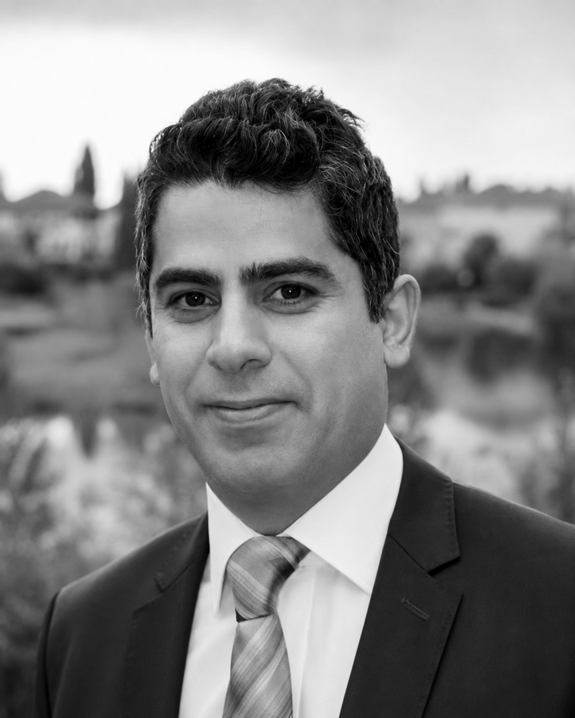 Dr. Mohtada Sadrzadeh